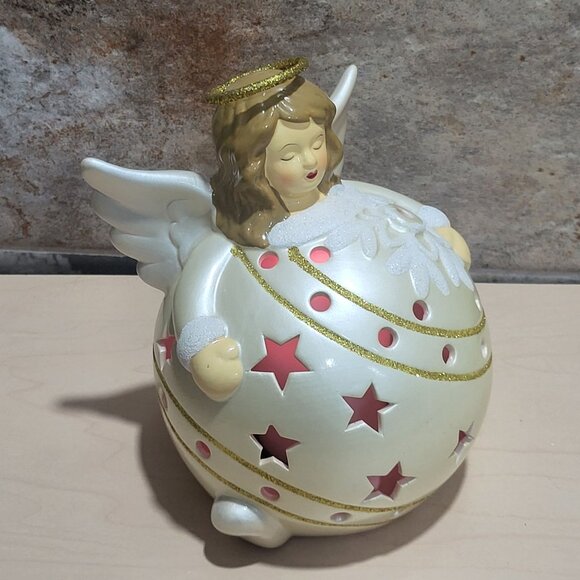 Angel Luminary Flameless LED Light Candle Changes Colors Christmas Decor Figurin - Picture 4 of 16